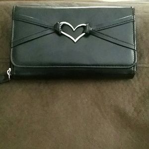 Black heart wallet