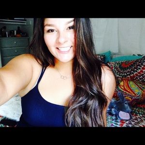 Meet your Posher, Monique