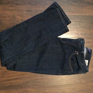 Reduced! $1.99 shipping Curve ID Bold curve 10/30.