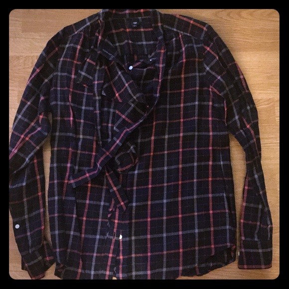 GAP plaid ruffle front top
