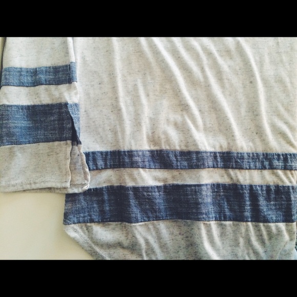 Striped chambray colored top - Picture 2 of 2