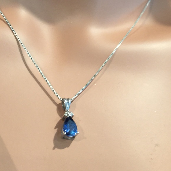 14kt pendant, earrings, ring SALE ! $595🌲 - Picture 2 of 4