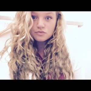 Meet your Posher, Haley