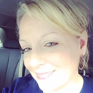 Meet your Posher, Debra