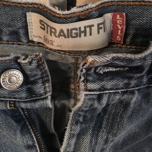 MEN's Levi Jeans 34X32 Straight Fit