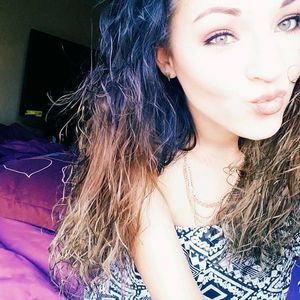 Meet your Posher, Lena