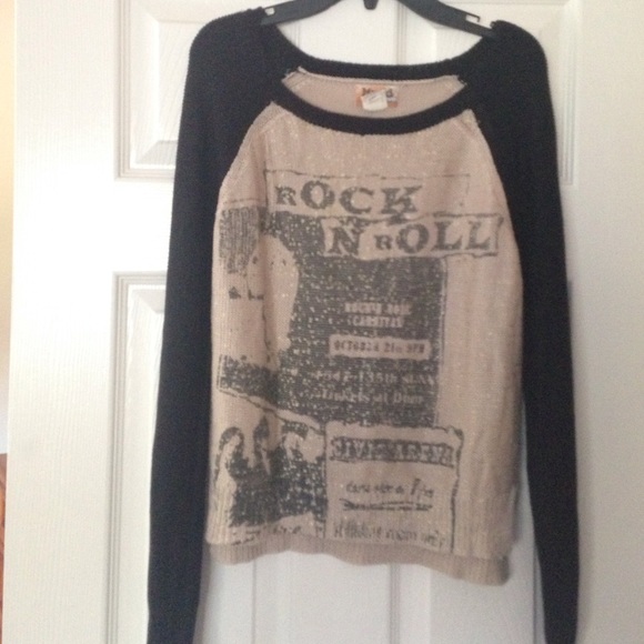 Mudd Sweater Black and Tan size M