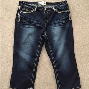 Hydraulic Maurice's Jean Capri size 22