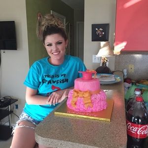 Meet your Posher, Dani