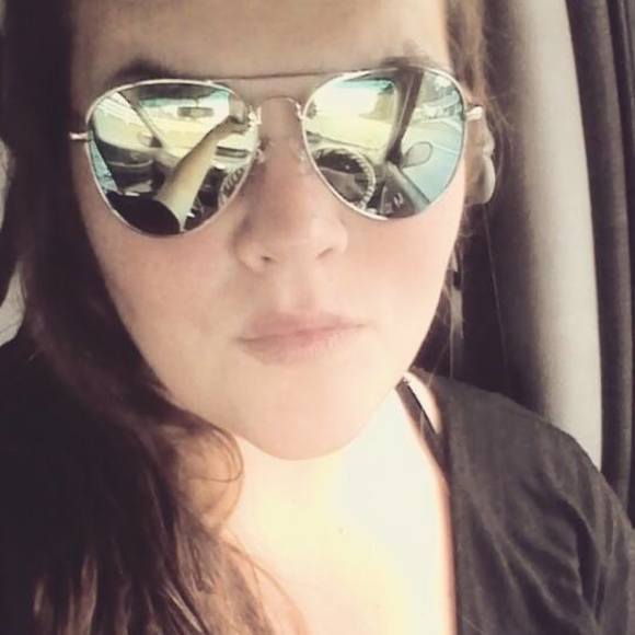 Meet your Posher, Tobitha - Picture 1 of 1