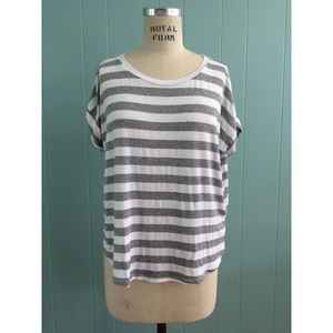 Grey/white stripe boxy tee