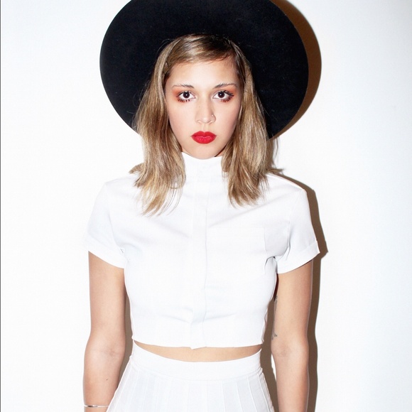 Deandri Dresses & Skirts - NEW Deandri White twill tennis skirt and top set