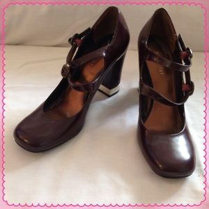 NINE WEST PATENT LEATHER MARY JANES