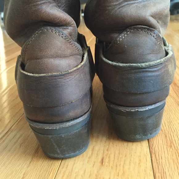 Size 7M frye boots - Picture 3 of 4