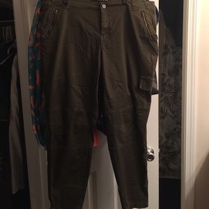 Dkny olive green skinny jeans