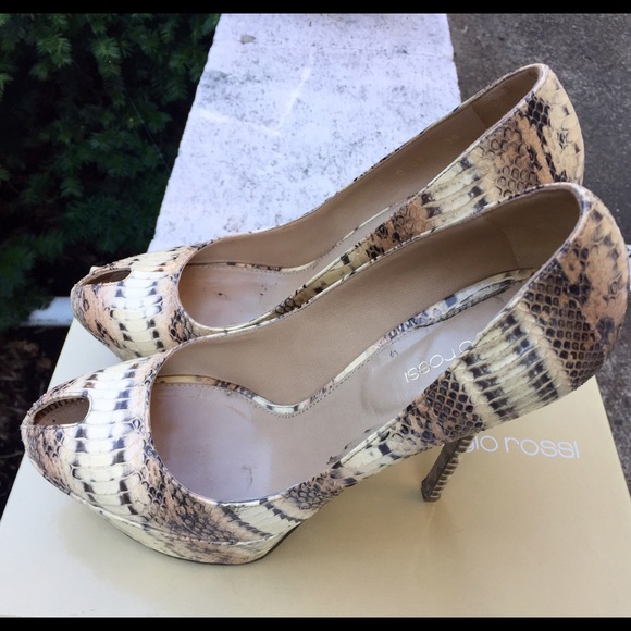 SERGIO ROSSI Python Peep Toe Pumps 39 - Picture 2 of 3