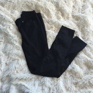 Black stretchy jeans