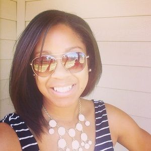 Meet your Posher, Stefanie