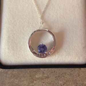 NWOT Light blue Sapphire necklace