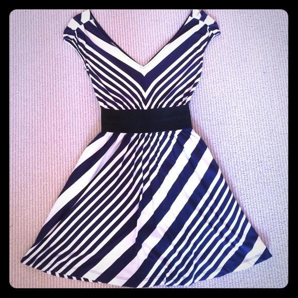 Guess navy and white fit and flare dress