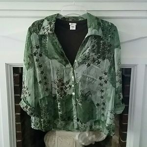 Sheer abstract flower blouse w/t-shirt - XL