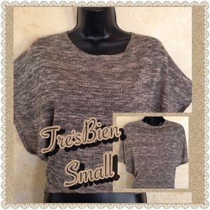 TRE'S BIEN- Top- butterfly cut sleeve- small