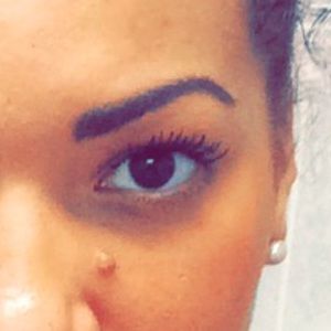 Meet your Posher, Whitney