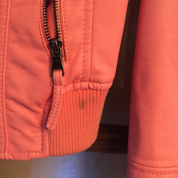 FINAL DROP‼️ Coral Jacket - Picture 4 of 4