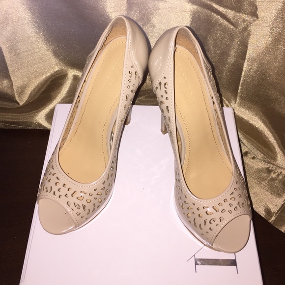 Brand new NUDE peep-toe heels - Picture 2 of 3