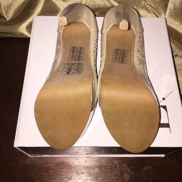 Brand new NUDE peep-toe heels - Picture 3 of 3