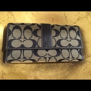 Coach wallet. Lightly used