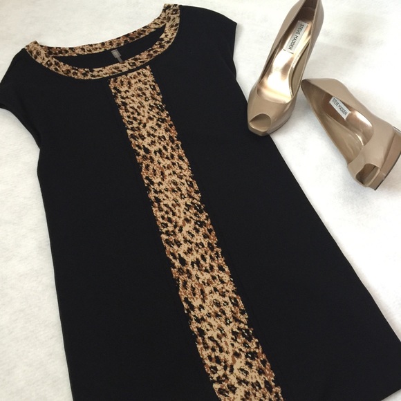 SOLD SOLD dress! Like new. - Picture 2 of 4
