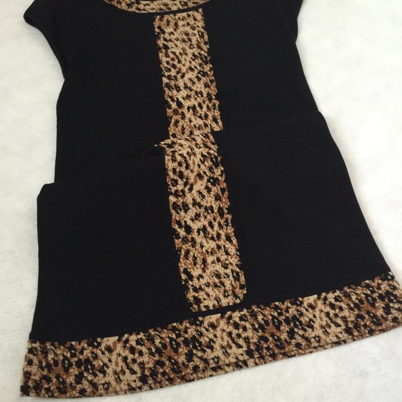 SOLD SOLD dress! Like new. - Picture 3 of 4