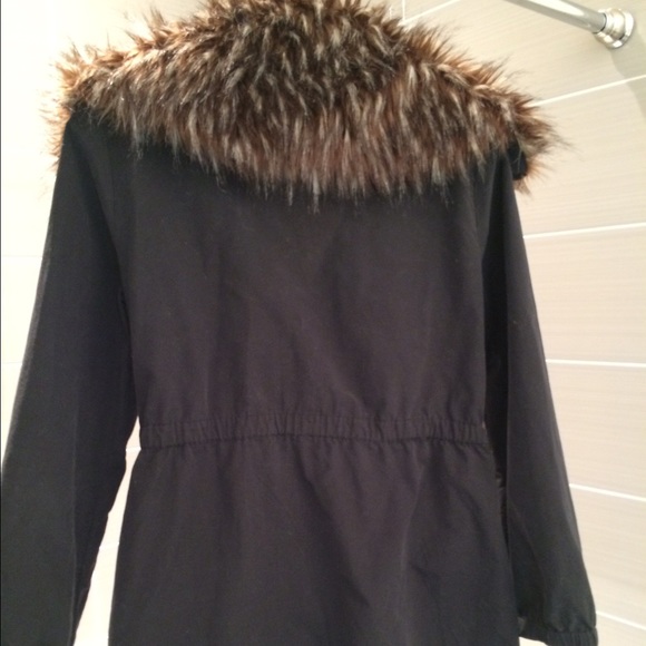 Light weight 3/4 sleeve utility jacket - Picture 3 of 4