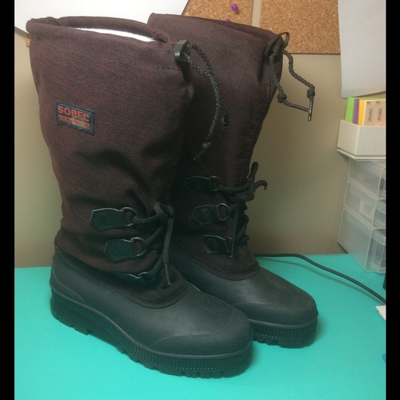 SOREL Shoes - Sorel boots NWOT
