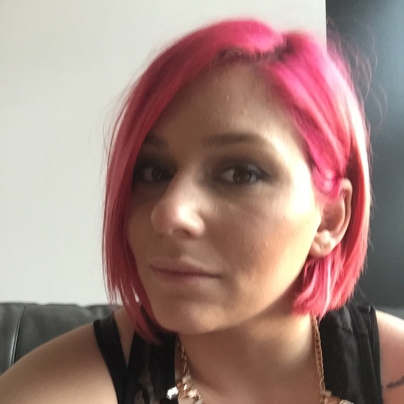Meet your Posher, Kristin