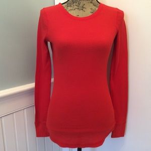 Long sleeve ribbed tee shirt