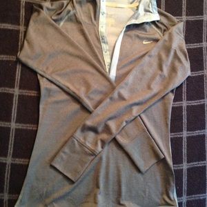 Nike Women's Dri-FIT Wool Henley Hoody