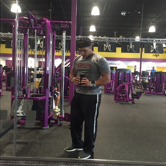 Meet your Posher, Angelo - Picture 1 of 1