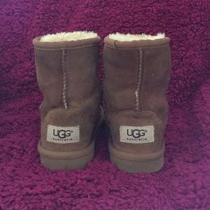 Ugg toddler 9