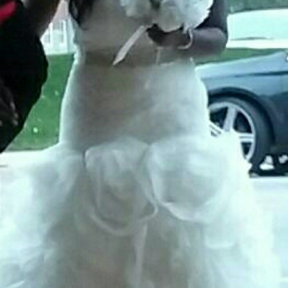 🚨FREE SHIPPING Vera Wang Wedding Dress GREAT DEAL - Picture 4 of 6