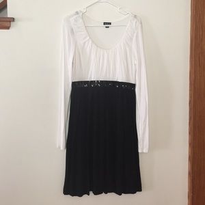 Long sleeve party dress.