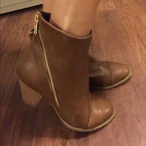 New Directions Ankle boots size 7.5