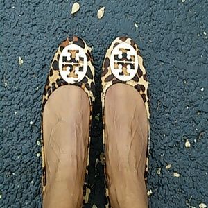 ??HOLD??Tory Burch flats
