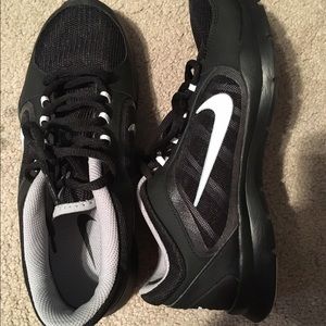 Nike training shoes. Black & grey