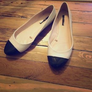 👠Zara👠 Black and Cream Ballet Flat