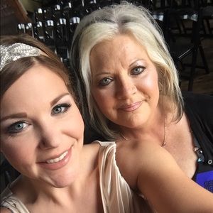 Meet your Posher, Annette