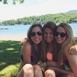 Meet your Posher, Gabi