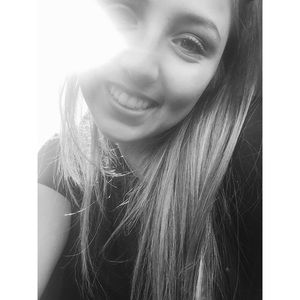 Meet your Posher, Breana