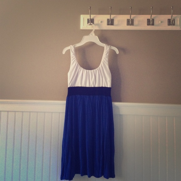 Delia's Blue/Black/White Dress Size Small